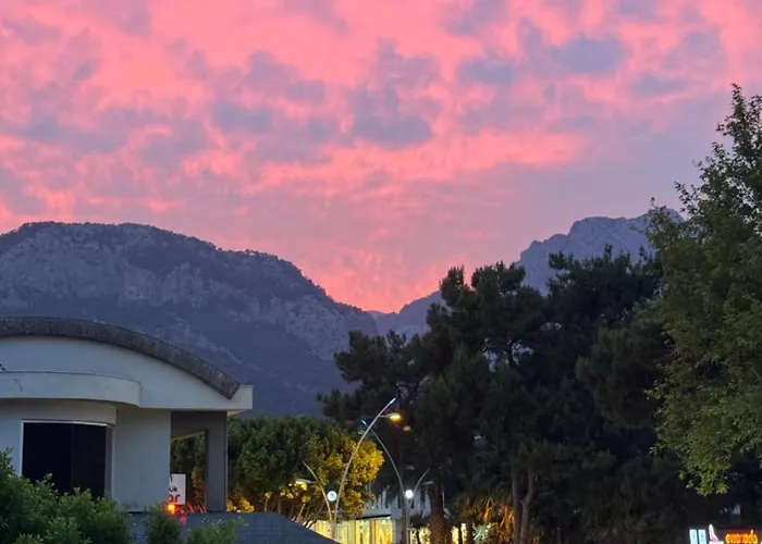 Eda Sultan - 5 Min Walk To Goeynuek Apartment *