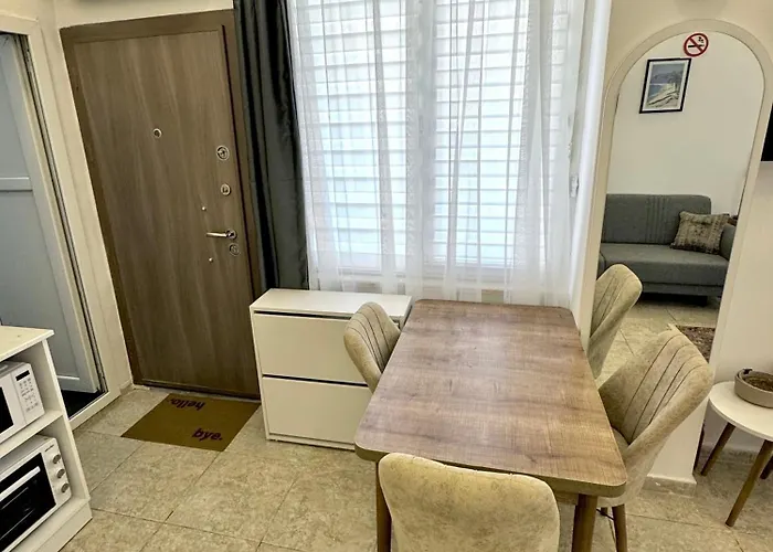 Eda Sultan - 5 Min Walk To Goeynuek Apartment Kemer
