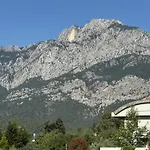 Eda Sultan - 5 Min Walk To Goeynuek *