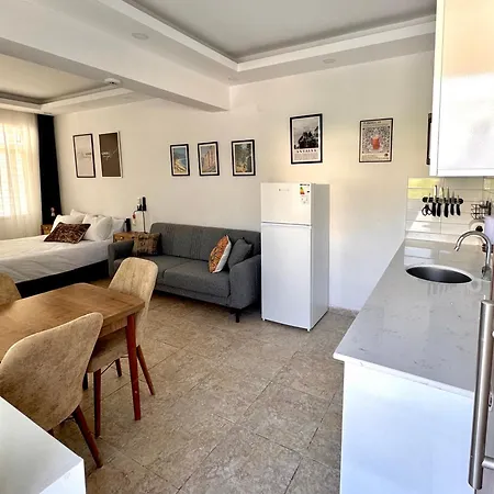 Eda Sultan - 5 Min Walk To Goeynuek Apartment *