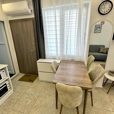 Eda Sultan - 5 Min Walk To Goeynuek Apartment Kemer